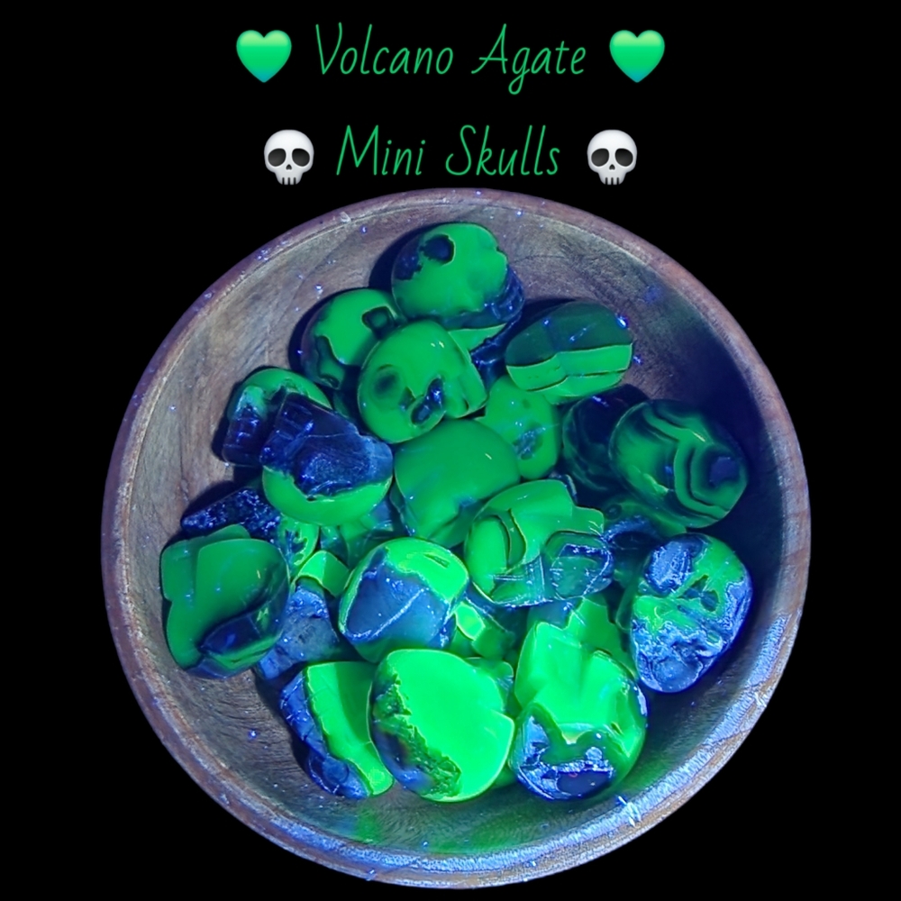 Mini Volcano Skulls